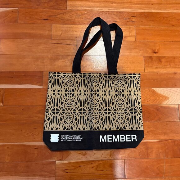 National Museum of African American History and Culture Members Tote Bag - Picture 1 of 9